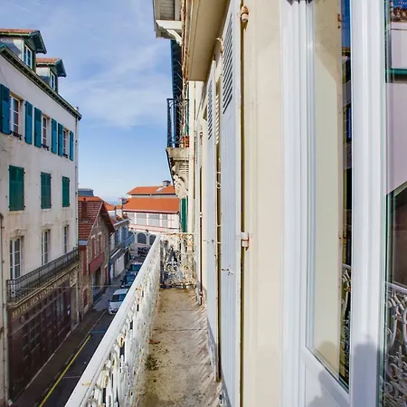 Welkeys - Centre Apartment