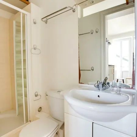 Welkeys - Centre Apartment Biarritz